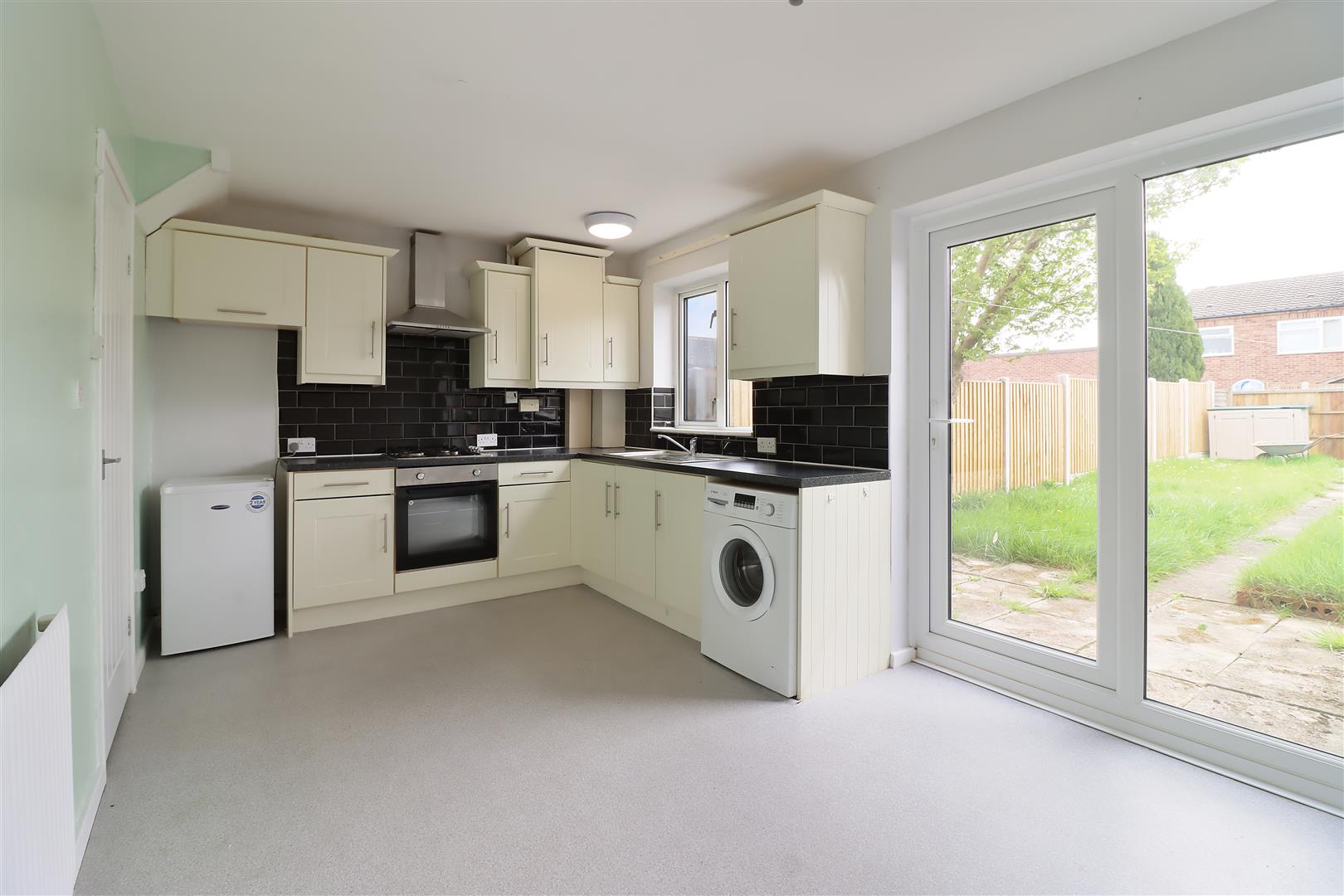 2 bed property in Holme Hall Crescent, Chesterfield